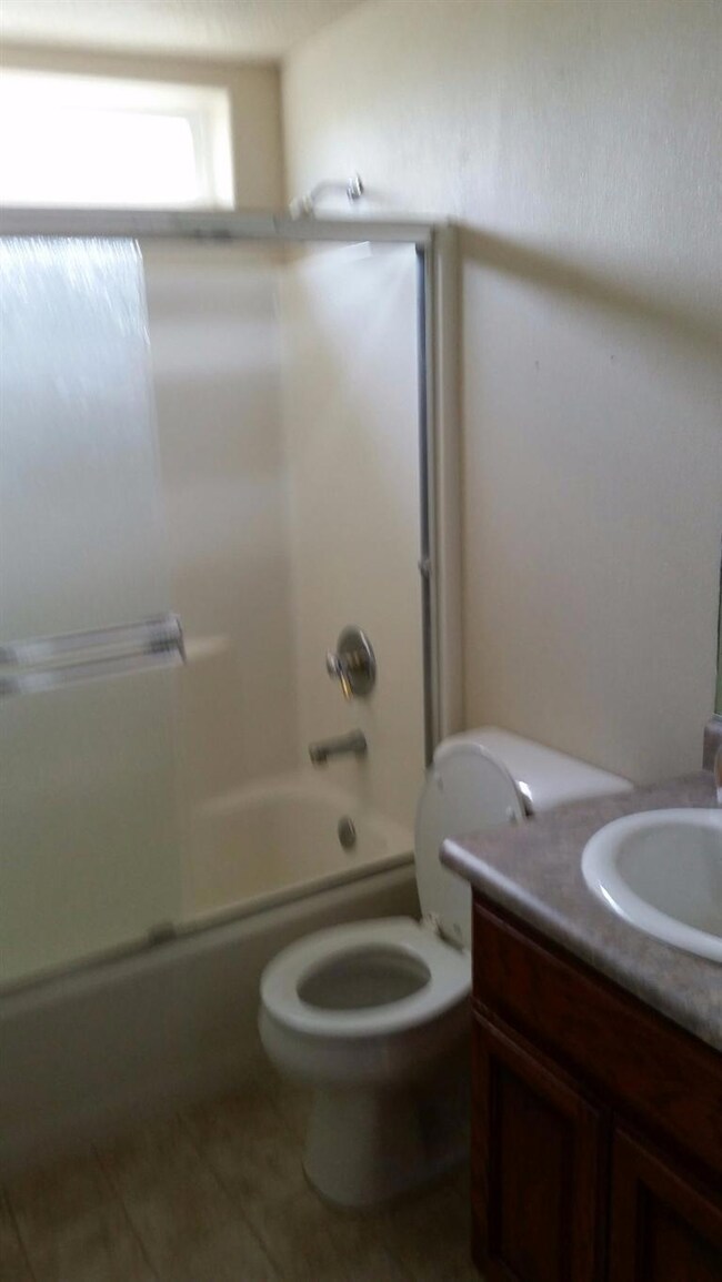 2722 Esther Ln, Grants Pass, OR 97527 - photo 6