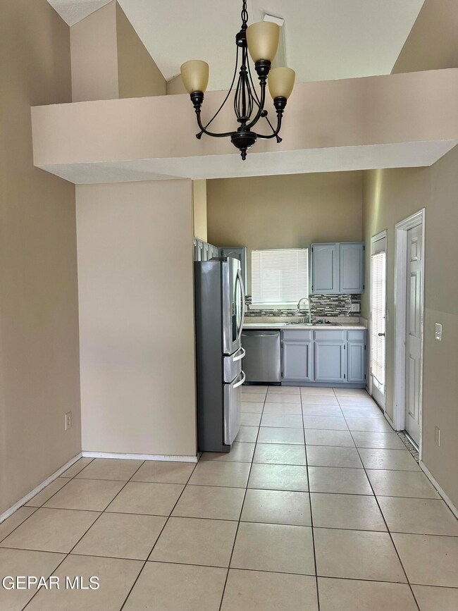 608 Orchid Dr, Horizon City, TX 79928 - photo 4