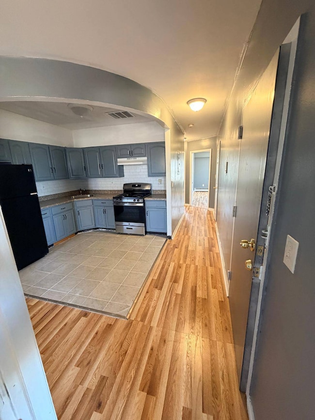 392 Montauk Ave unit 2, Brooklyn, NY 11208 - photo 6