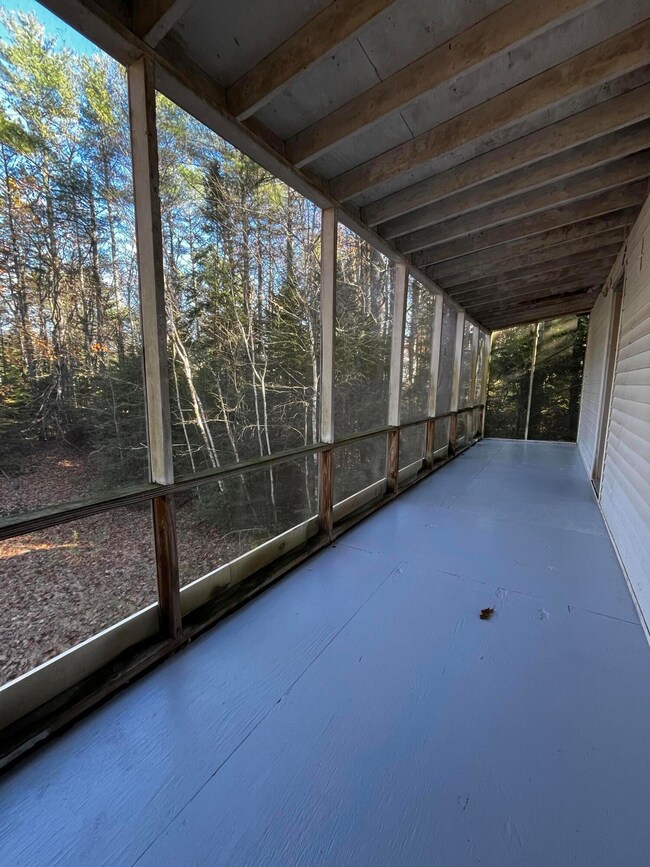 Screen porch 371 Carding Machine Rd