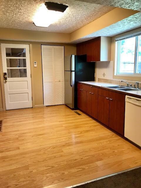 4534 Aragon Ave, Columbus, OH 43227 - photo 3