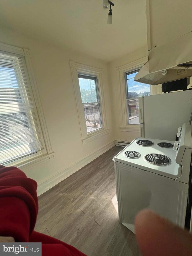 1801 Cotton St unit 2, Reading, PA 19606 - photo 4