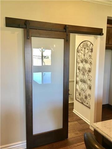 1420 SW Stoney Brook Dr, Lees Summit, MO 64082 - photo 7