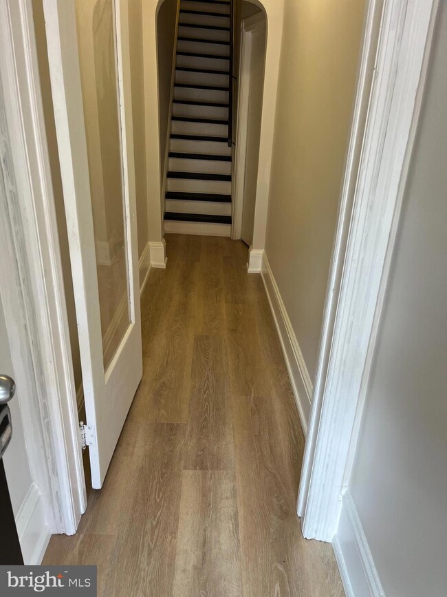 339 Chestnut St unit 1, Pottstown, PA 19464 - photo 2