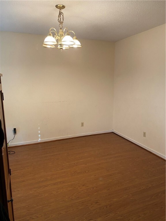 215 Chattan Ct, Walhalla, SC 29691 - photo 6