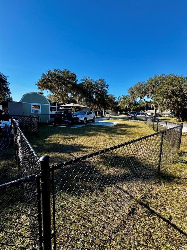 15991 NE 243rd Place Rd unit 56, Fort Mc Coy, FL 32134 - photo 4