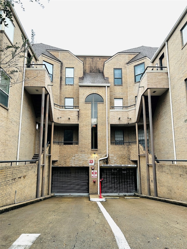 5200 Weslayan St unit 311, Houston, TX 77005 - photo 2