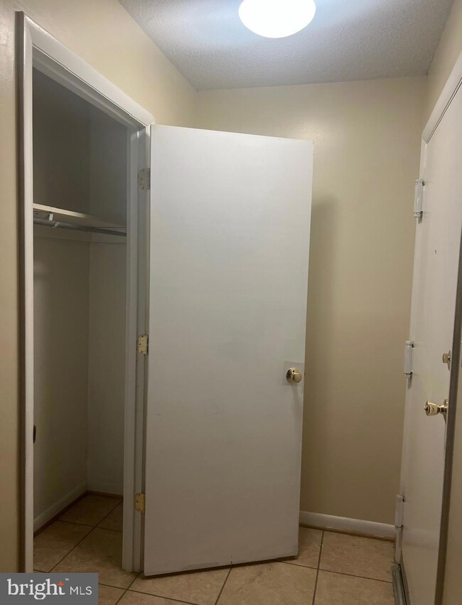 625 Chesapeake St SE unit 201, Washington, DC 20032 - photo 3