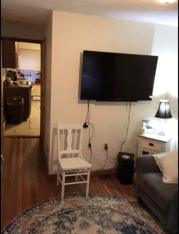 75 N Margin St unit 3, Boston, MA 02113 - photo 5