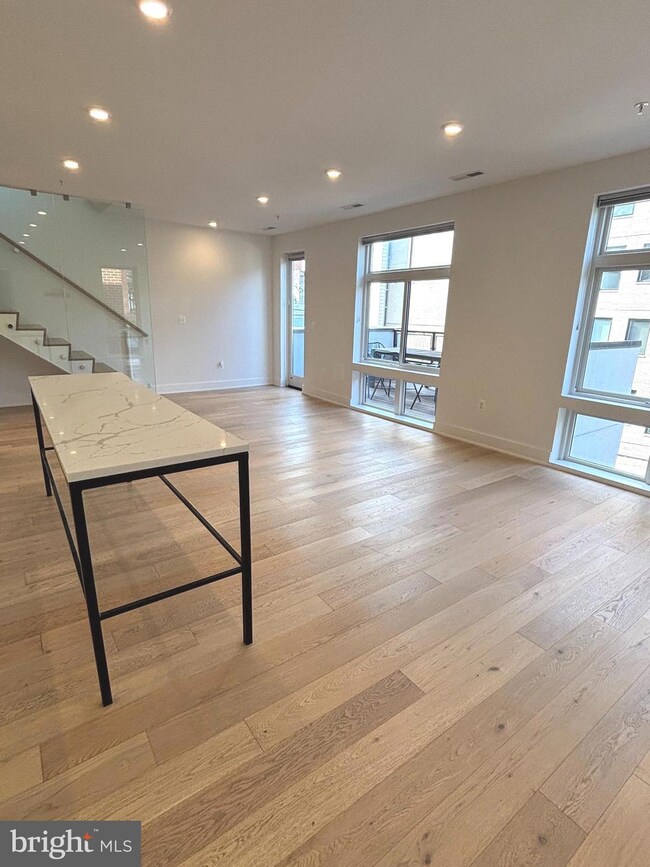 1761 P St NW unit 2, Washington, DC 20036 - photo 6