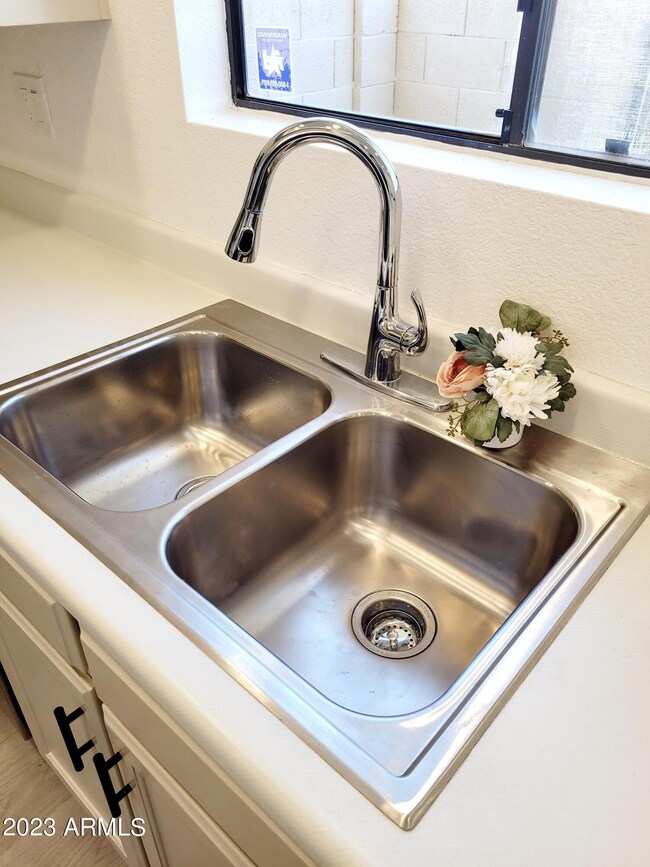 2941 N Oregon St unit 13, Chandler, AZ 85225 - photo 7