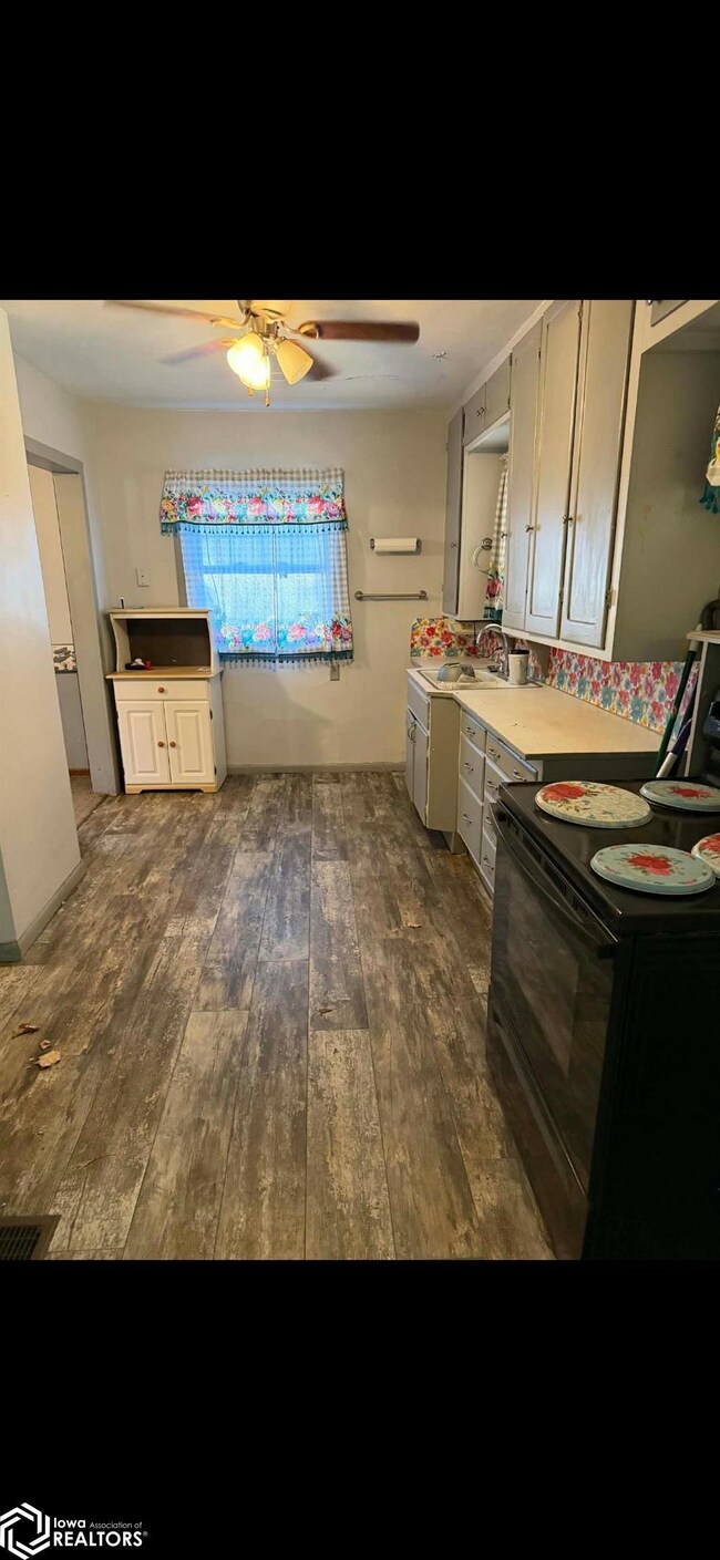 1456 U S 34, Creston, IA 50801 - photo 4