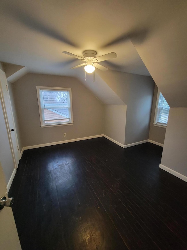 1775 Harrodsburg Rd unit 2nd floor unit, Lexington, KY 40504 - photo 3