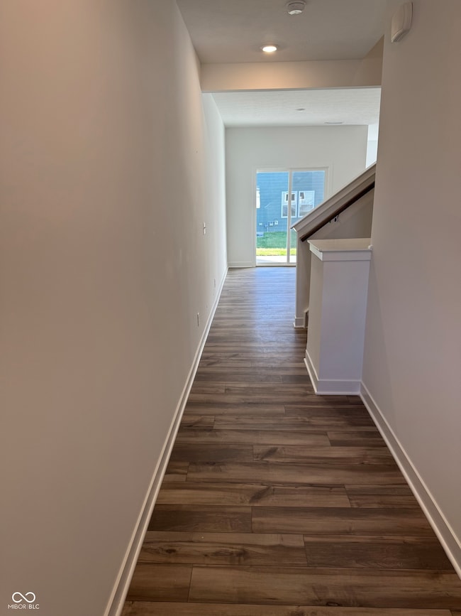 15203 Farrington Way, Fishers, IN 46037 - photo 2