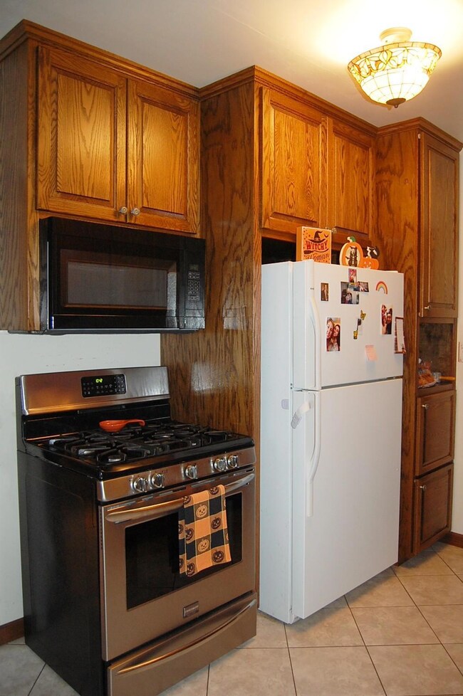 983 -985 SE N St, Grants Pass, OR 97526 - photo 7