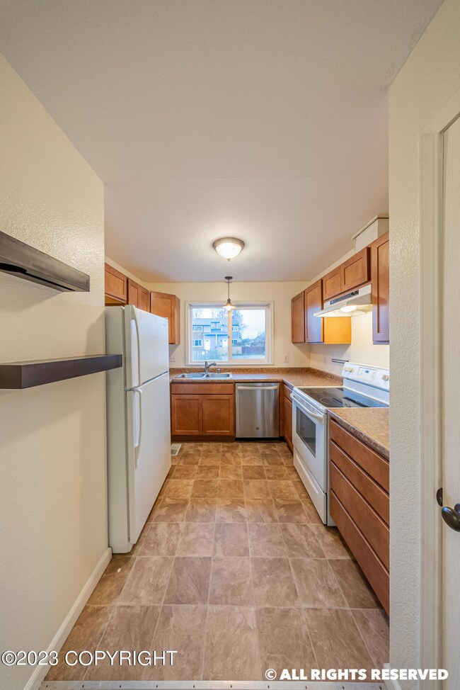 1851 Bellevue - All Rights Reserved -6