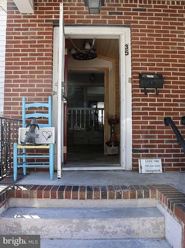 35 W Ogden St, Girardville, PA 17935 - photo 3