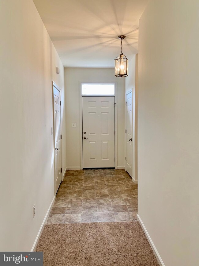 104 Cross Keys Place, Stephens City, VA 22655 - photo 2