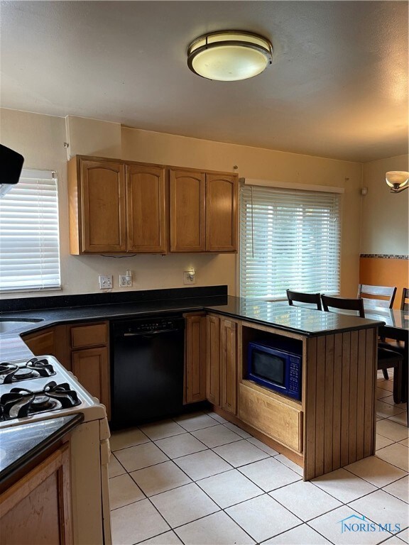KITCHEN 3