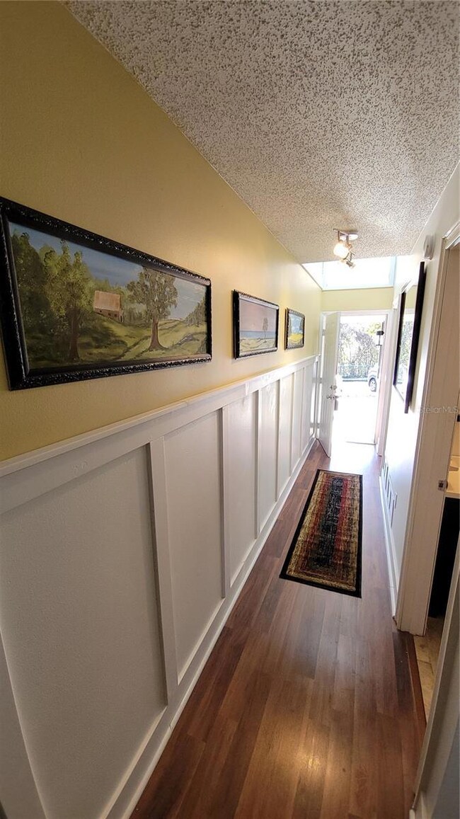 101 N Hill Ave unit 11, Deland, FL 32724 - photo 4