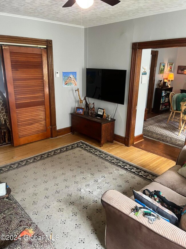 39 Cherry St, Glens Falls, NY 12801 - photo 3