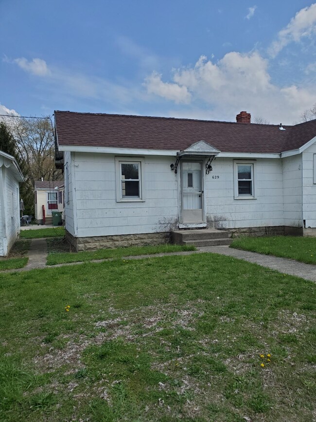 629 Mires Ln, Sidney, OH 45365 - photo 2