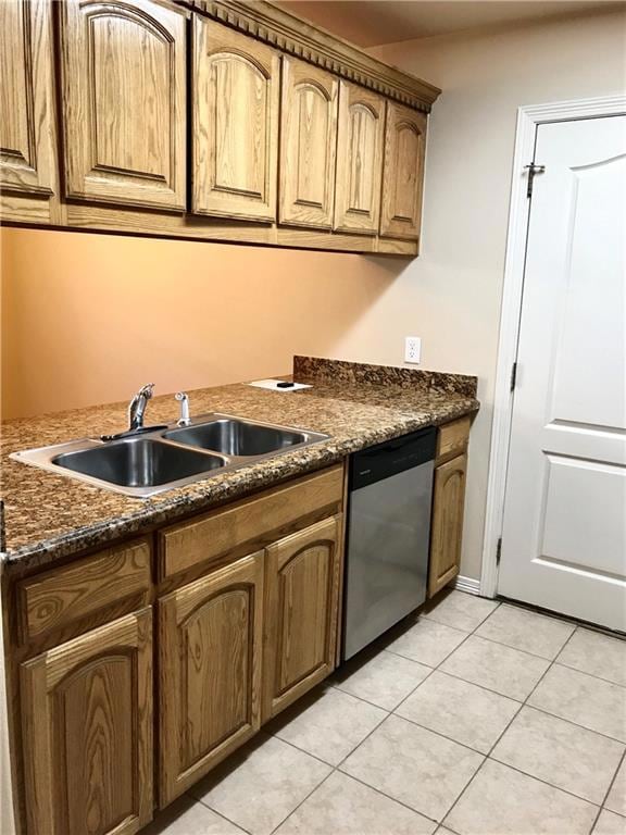 2222 Peridot St, Edinburg, TX 78541 - photo 4