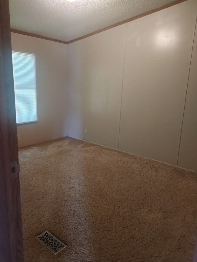 118 Tanner Cir, Shelbyville, TN 37160 - photo 6