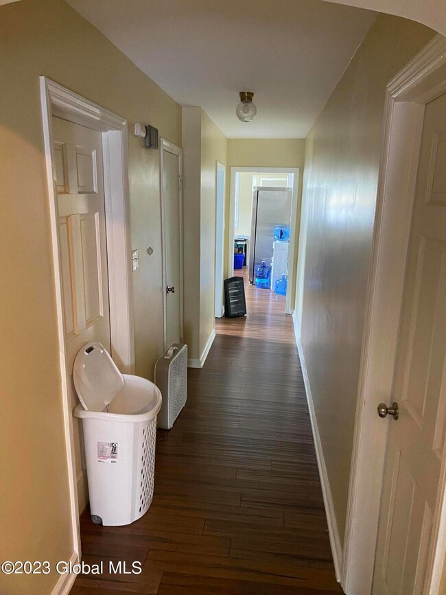 593 Livingston Ave, Albany, NY 12206 - photo 4