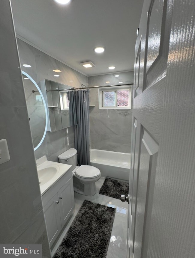 1622 Borbeck Ave unit FL 2, Philadelphia, PA 19111 - photo 3