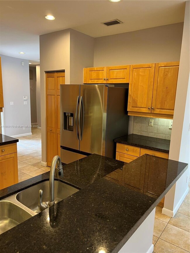 15827 SW 12th St, Pembroke Pines, FL 33027 - photo 2