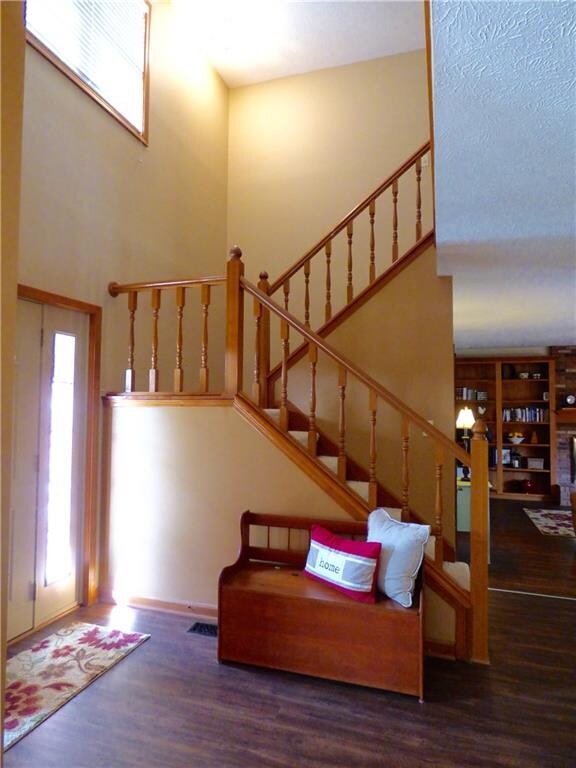 1177 Creekside Ln, Plainfield, IN 46168 - photo 4
