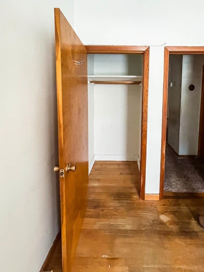 334 New York Ave, Jersey City, NJ 07307 - photo 4