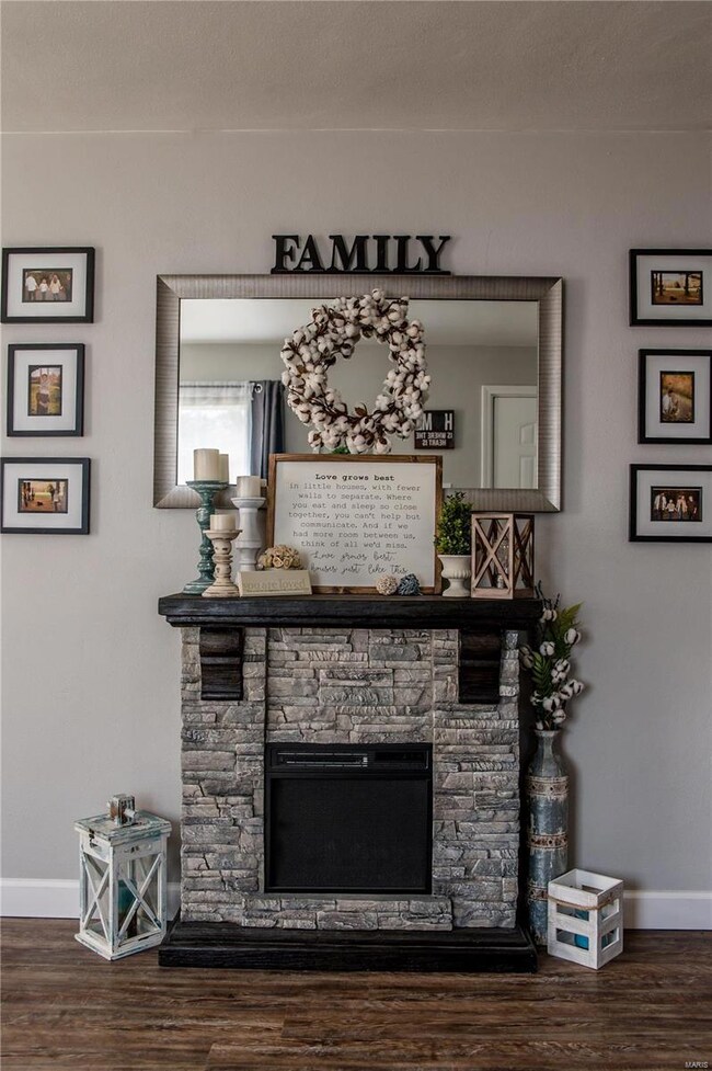 Living Room decorative fireplace