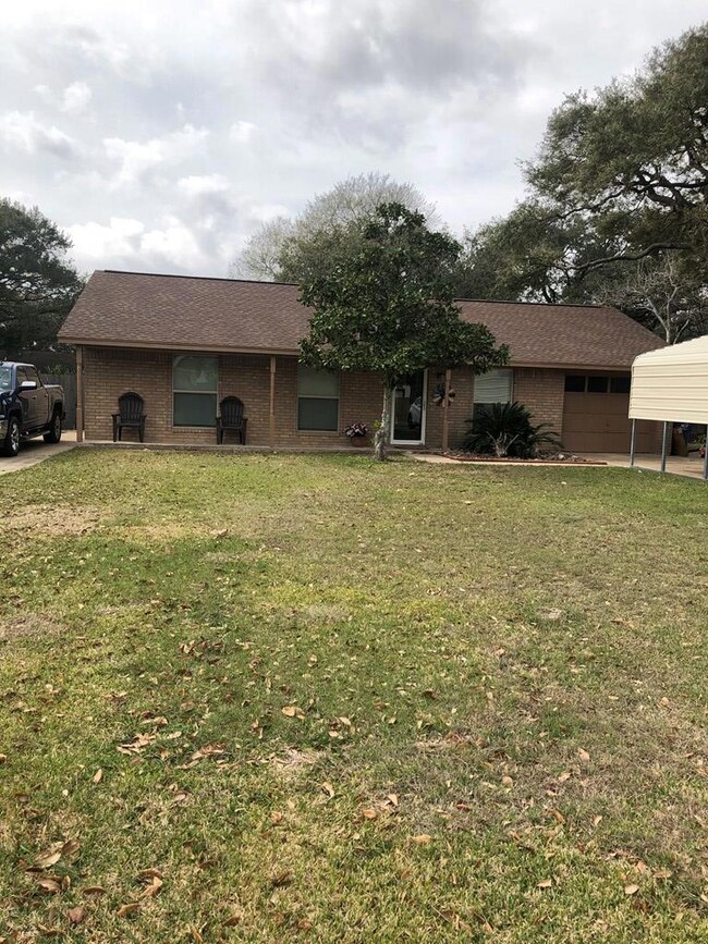 1718 Old Van Vleck Rd, Bay City, TX 77414 - photo 2