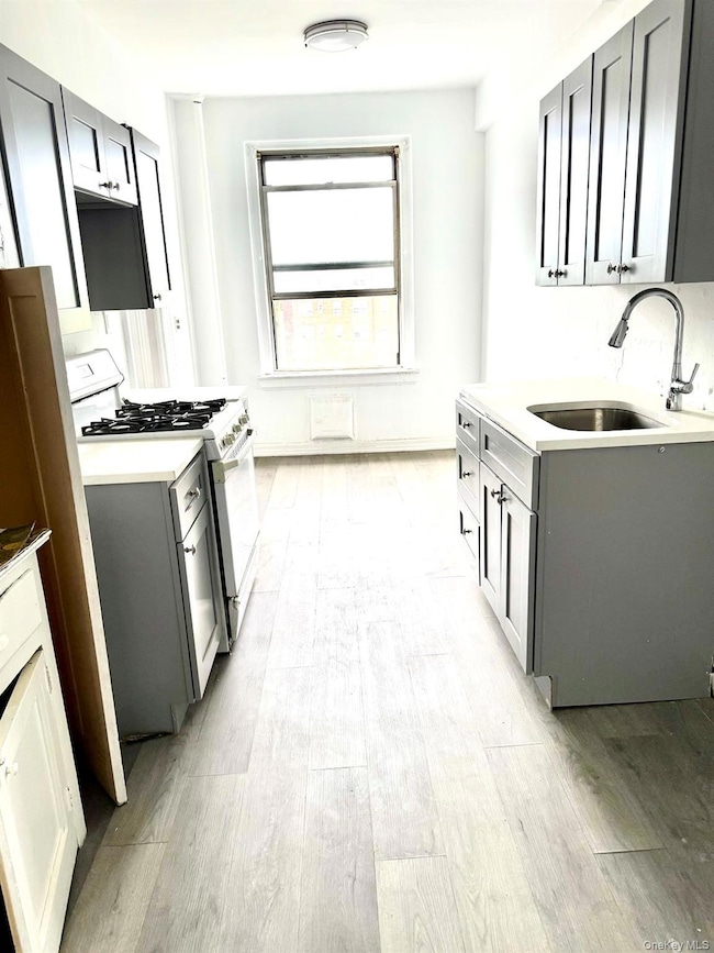 Wellington Court unit Bldg. 2, Unit K4, Mount Vernon, NY 10552 - photo 4