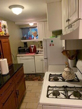 20 Flood St unit 5, Waltham, MA 02453 - photo 2