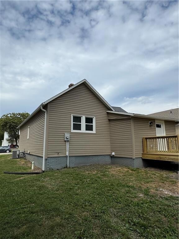 105 E 14th St, Higginsville, MO 64037 - photo 7