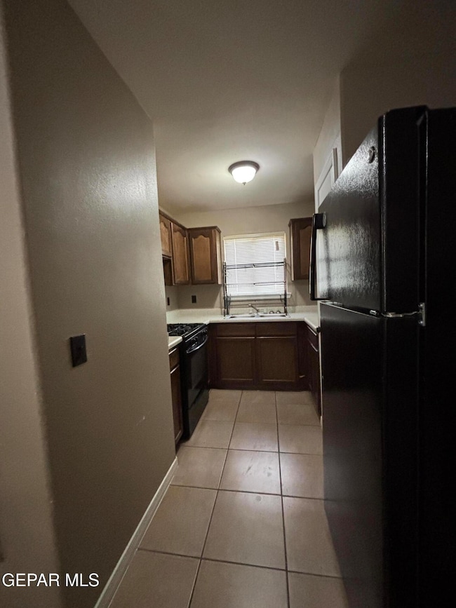 1656 Fitzroy Dr unit A, Clint, TX 79836 - photo 4