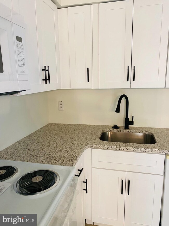 18 Chiswick Dr unit CU01, Lindenwold, NJ 08021 - photo 6