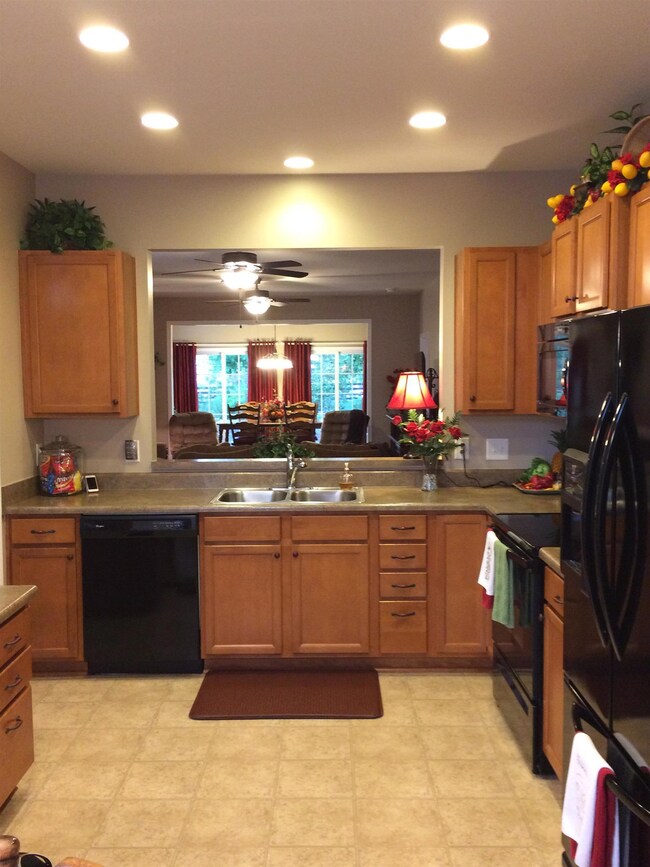 Open plan - see from the kitchen through to the sunroom!