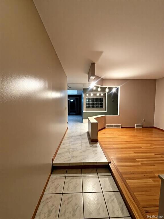 30232 Austin Dr, Warren, MI 48092 - photo 5