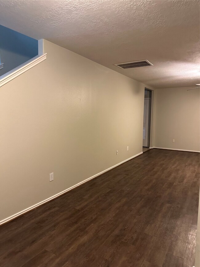 24303 Palo Dura Dr, Hockley, TX 77447 - photo 4