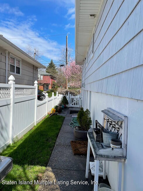 52 Sunnyside Terrace, Staten Island, NY 10301 - photo 3