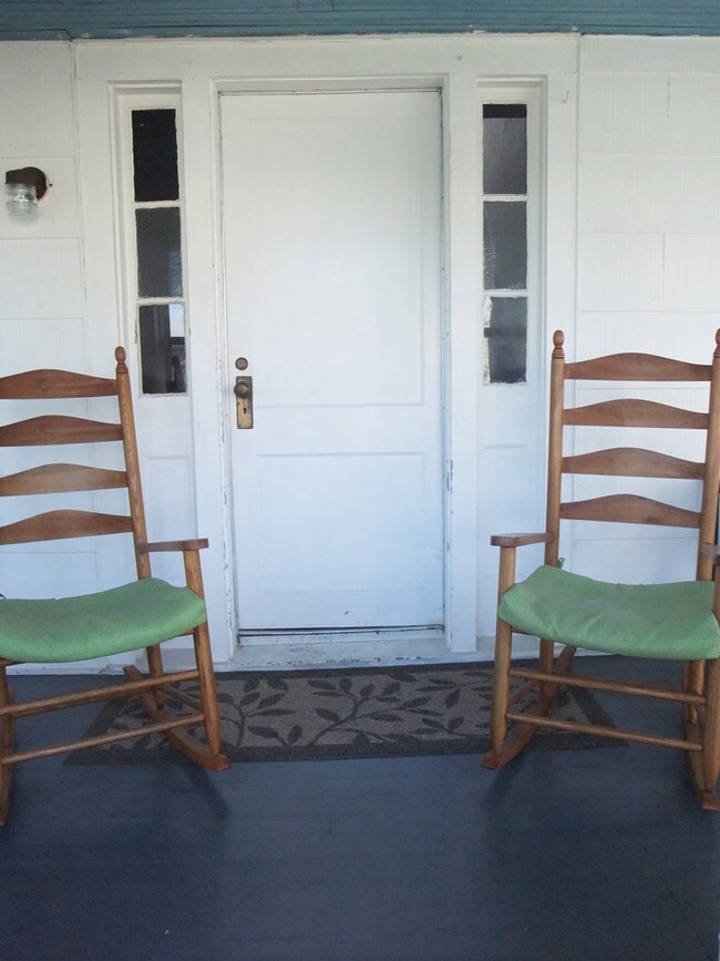 4456 Main St, Chincoteague Island, VA 23336 - photo 4