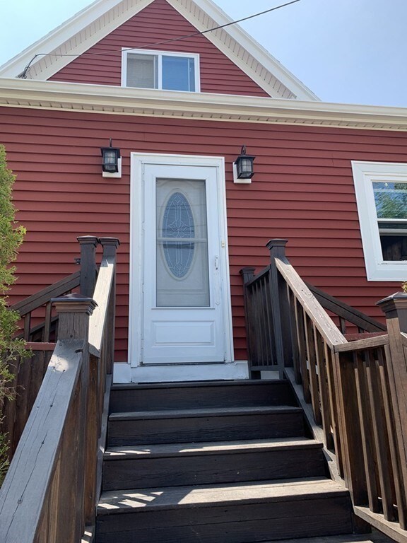 95 Garfield Ave, Revere, MA 02151 - photo 4