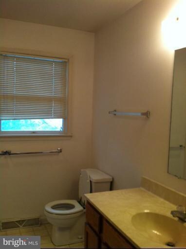 4648 Gay St, Waynesboro, PA 17268 - photo 5