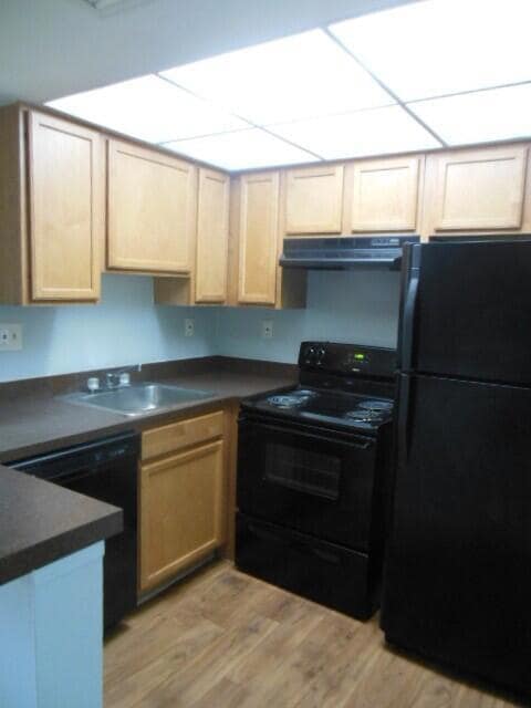 734 Executive Center Dr unit 14, West Palm Beach, FL 33401 - photo 7