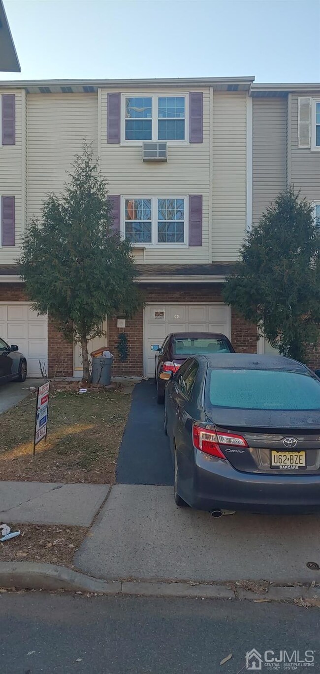 45 Larch St, Carteret, NJ 07008 - photo 2