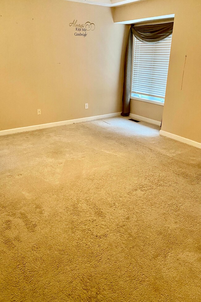 E0191A2F-4E3C-477B-A043-D0FE945003C2_1_2